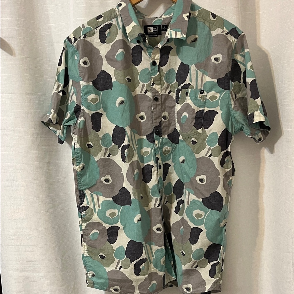 Rip Curl Men's Leaf Pattern Shirt - Green and Black